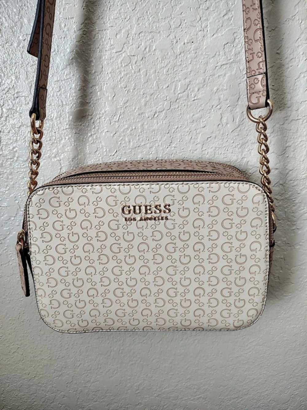GUESS Vikky II Crossbody Bag Cream